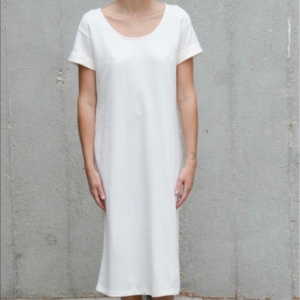 Ali Golden White Roll-sleeve T-shirt dress
